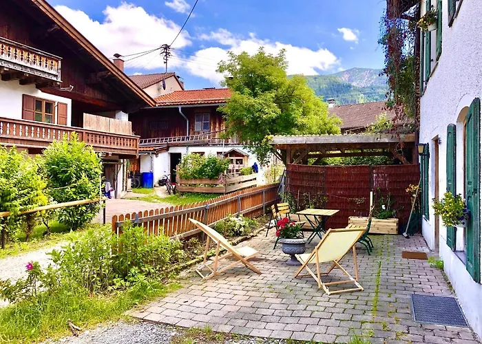 Im Herzen von Ohlstadt und am Fusse des Heimgartens