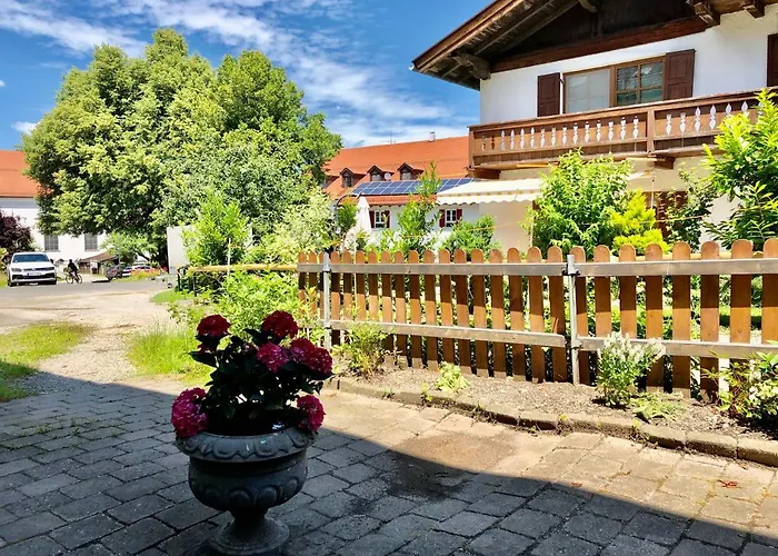 Im Herzen von Ohlstadt und am Fusse des Heimgartens